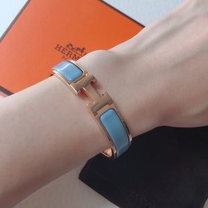 Super Rare H bracelet in Bleu Chandon rose gold